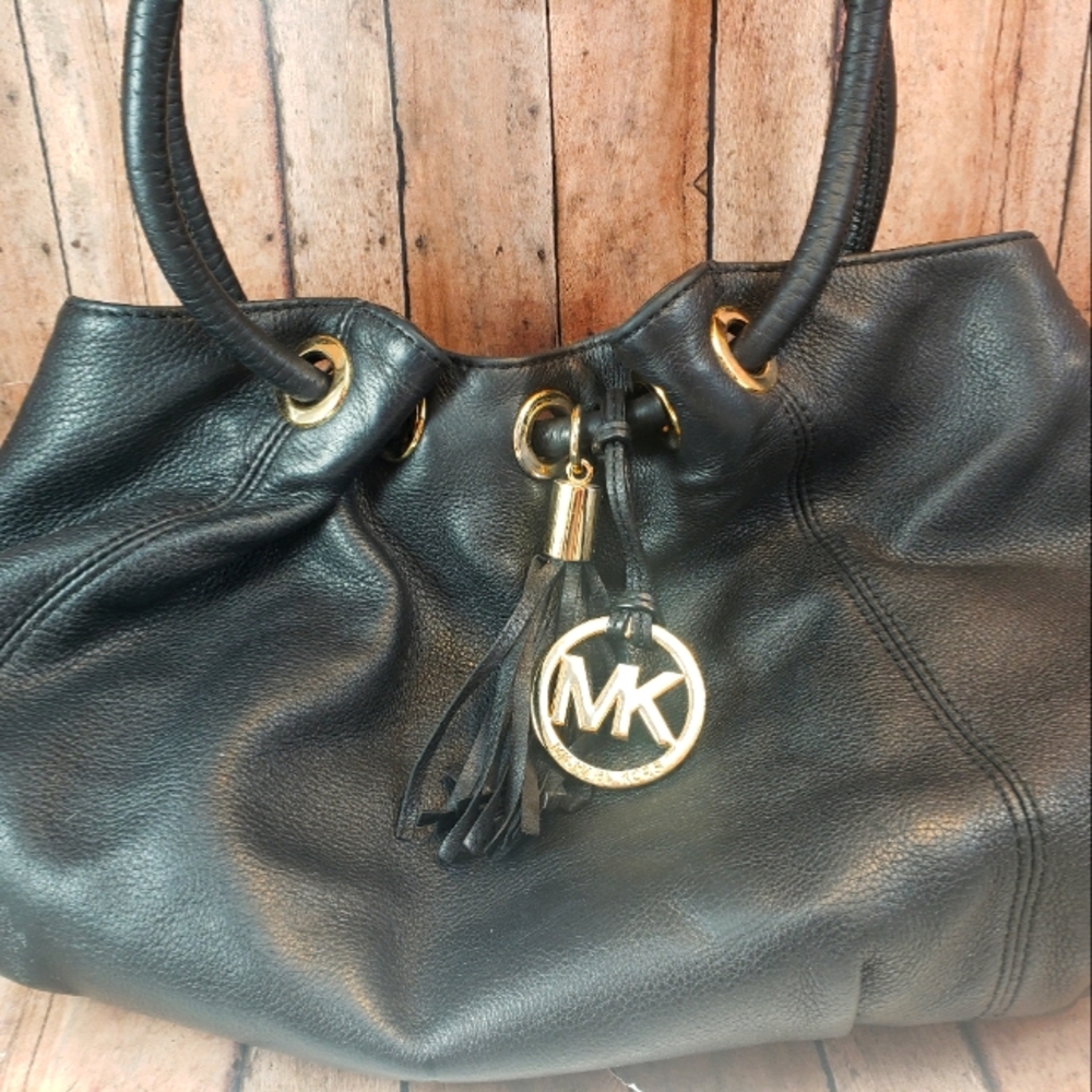 Black Michael Kors Ring Tote Bag